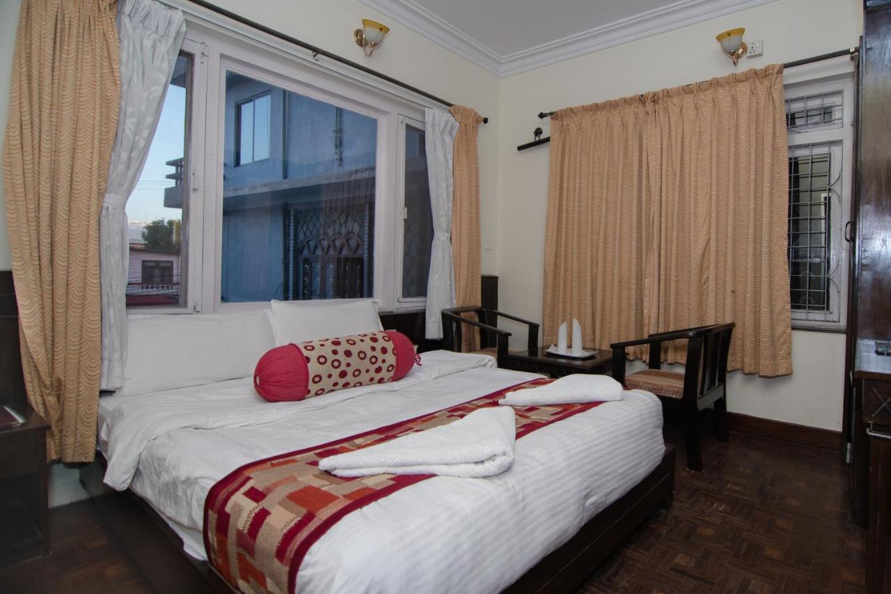 Hotel Panorama Pokhara Exterior photo